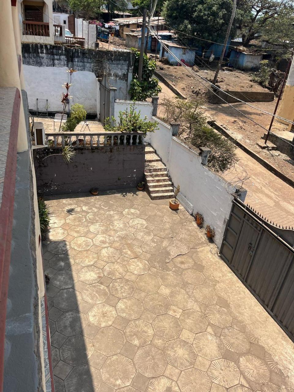 Wilber Lodge Freetown Exterior foto